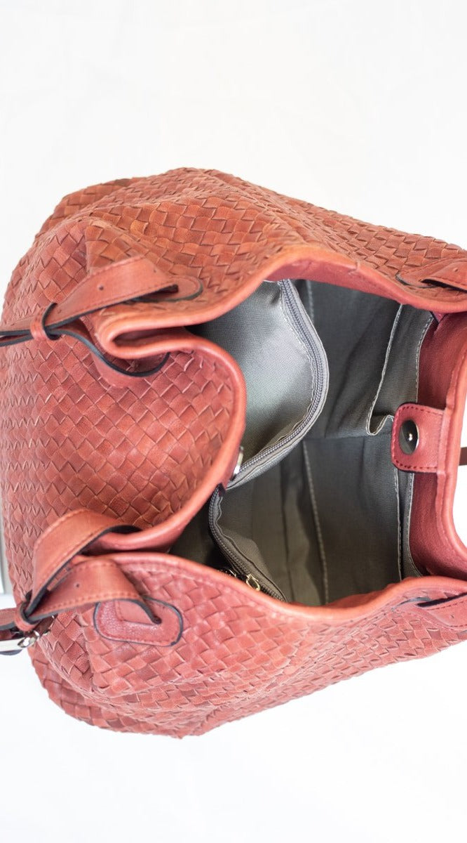 Hand woven leather Hobo bag - (Mod. 6743)