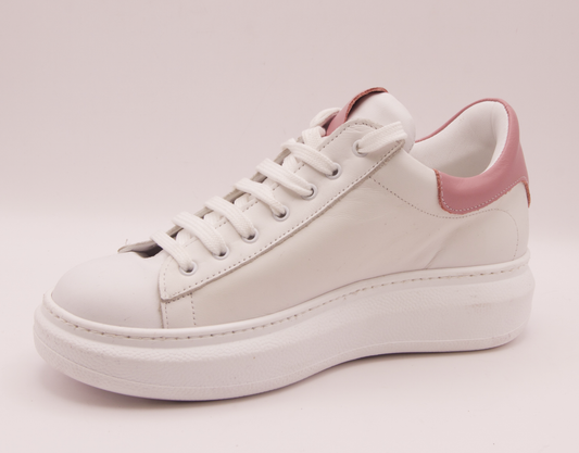 Womens' Leather Sneaker
