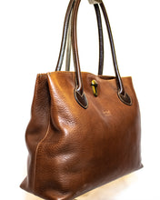 Load image into Gallery viewer, Two-tone middle size handbag - (Mod. 7298)
