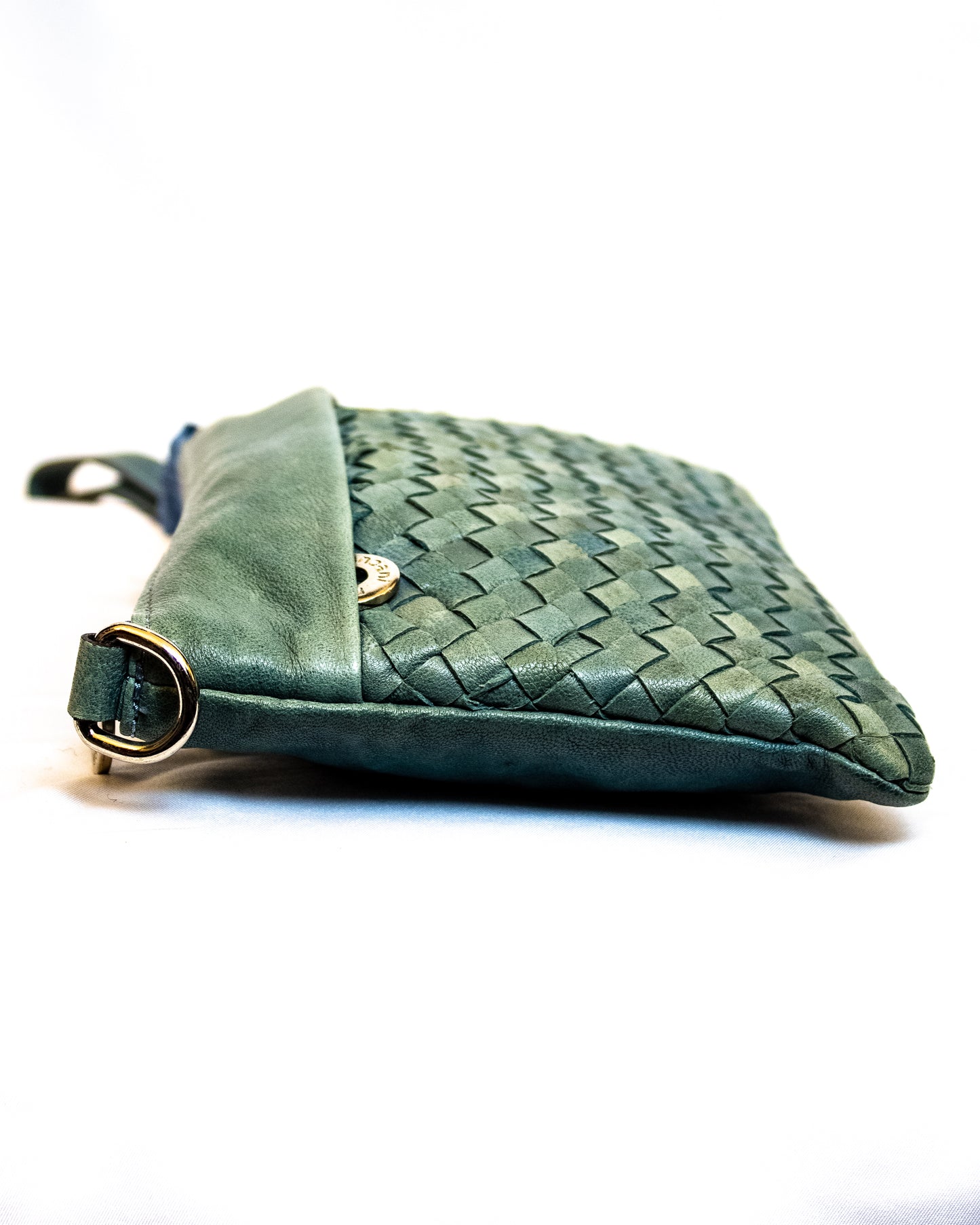 Hand Woven Clutch - (Mod. 1177)