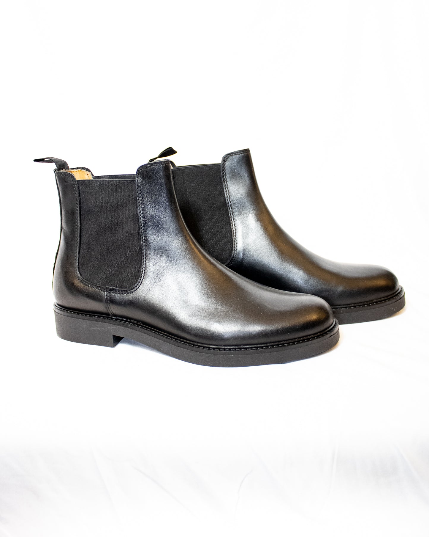 Classic Chelsea Style Leather Boots  - (Mod. 6777)