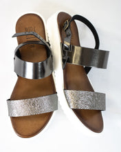 Load image into Gallery viewer, Leather Sandals By Ripa Design - (Art. 6675)
