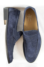 Load image into Gallery viewer, Comfy Suede Moccasin by &#39;&#39;Florentia Pelle&#39;&#39; - (Mod. 7160)
