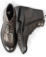 Load image into Gallery viewer, Casual Style Leather Boots - (Mod. 7248)
